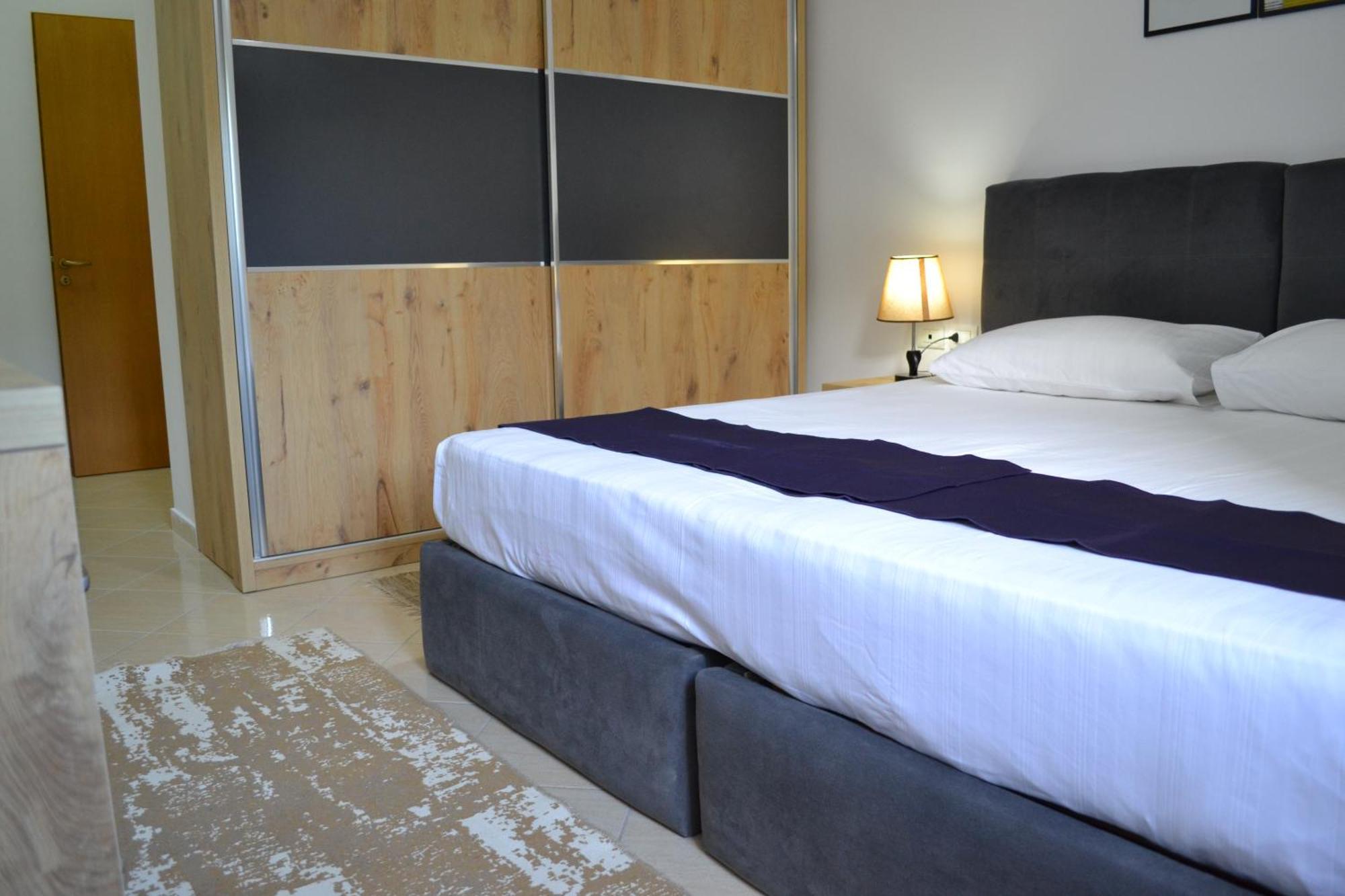 Seaview Gateway 2 Bedrooms Apartment & Garage Vlorë Exterior foto